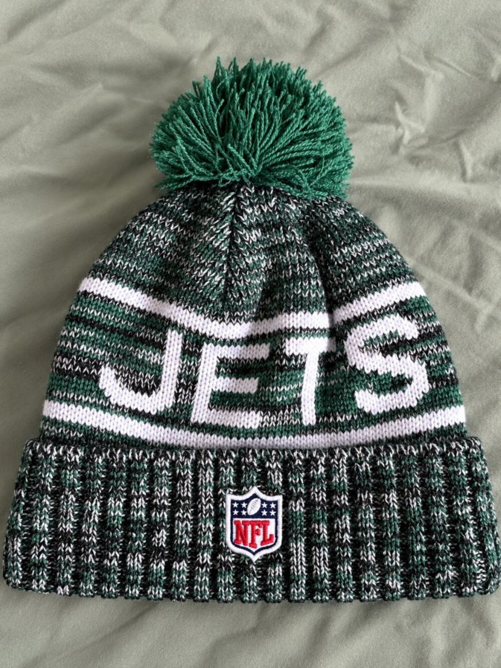New Era New York Jets 2025 Sideline Knit Pom Beanie NFL Green One Size NWT